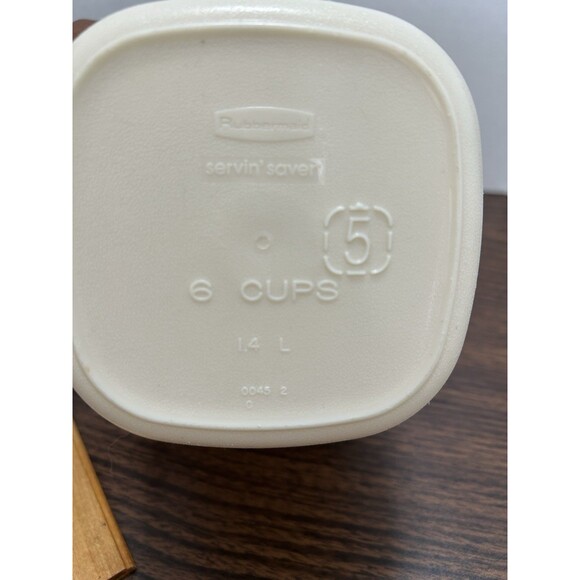 VTG Rubbermaid Servin’ Saver 6 Cup Almond #5 - Picture 4 of 7